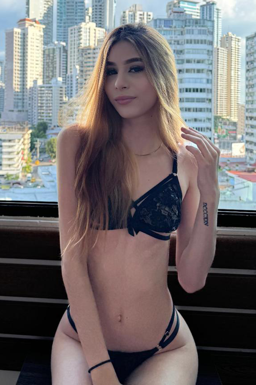 Ibiza tops - Escorts - ISABELLA Ibiza tops - Escorts - ISABELLA